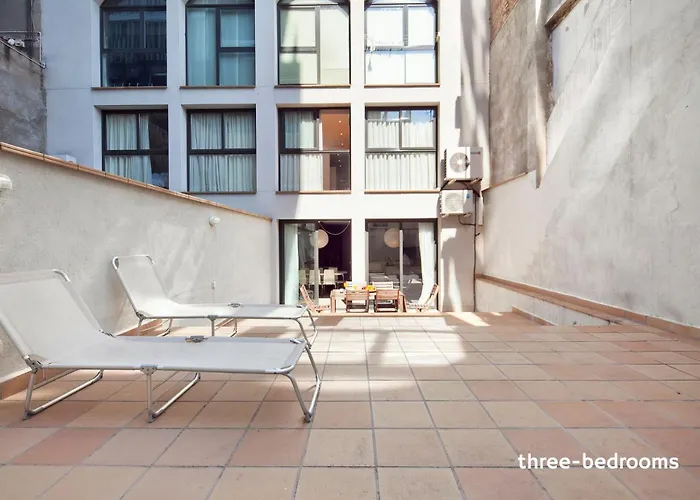 Inside Barcelona Apartments Sants